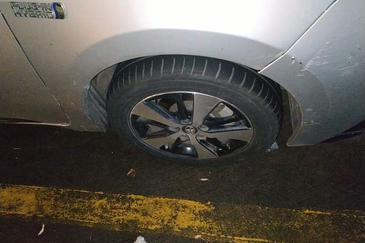 Used Toyota Levin Hybrid E+ 2019 1.8 PH GS E-CVT Elite Style Edition Right Front Wheel Hub