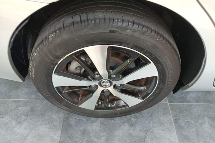 Used Toyota Levin Hybrid E+ 2019 1.8L GS E-CVT Elite Model with Sunroof Right Rear Wheel Hub