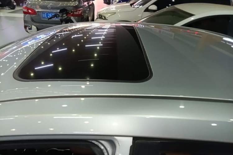 Used Toyota Levin Hybrid E+ 2019 1.8L GS E-CVT Elite Model with Sunroof Roof