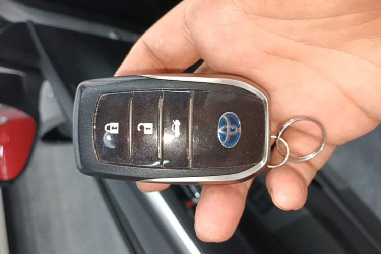 Used Toyota Levin Hybrid E+ 2019 1.8L GS E-CVT Elite Model with Sunroof Vehicle Key