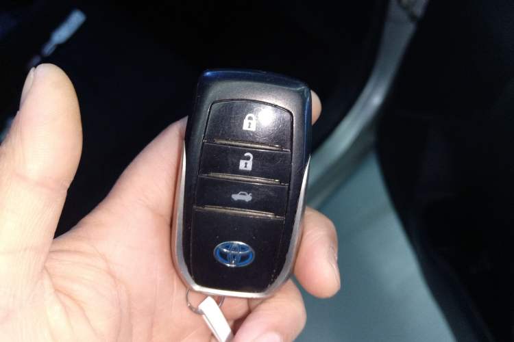 Used Toyota Levin Hybrid E+ 2019 1.8L GS E-CVT Elite Model with Sunroof Vehicle Key