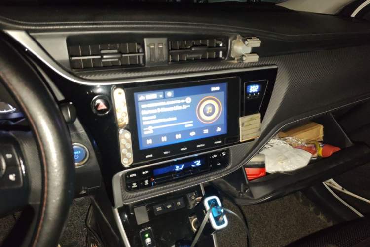 Used Toyota Levin Hybrid E+ 2019 1.8L GS E-CVT Elite Model with Sunroof Audio And AC Panel