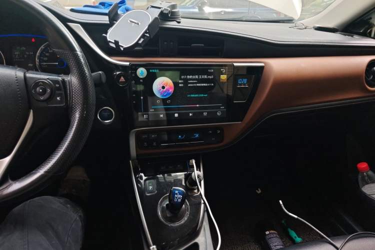 Used Toyota Levin Hybrid E+ 2019 1.8L PH GS E-CVT Elite Edition Audio And AC Panel