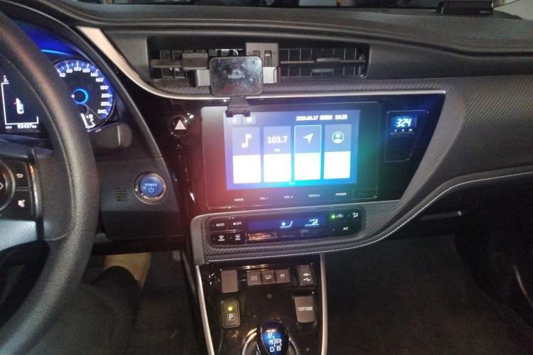 Used Toyota Levin Hybrid E+ 2019 1.8L GS E-CVT Elite Model with Sunroof Audio And AC Panel