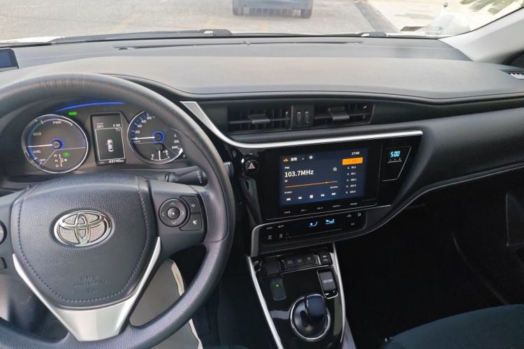 Used Toyota Levin Hybrid E+ 2019 1.8L GS E-CVT Elite Model with Sunroof Center Console