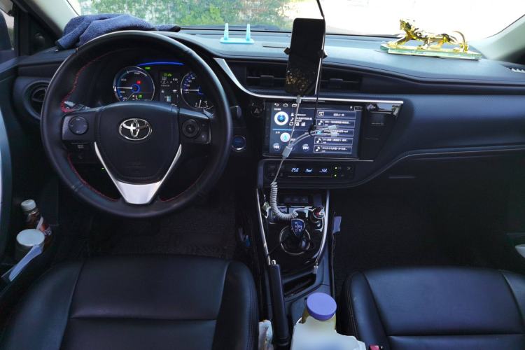 Used Toyota Levin Hybrid E+ 2019 1.8L PH GS E-CVT Elite Edition Center Console