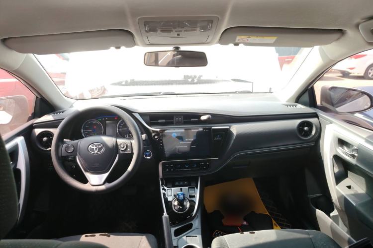 Used Toyota Levin Hybrid E+ 2019 1.8L PH GS E-CVT Elite Edition Center Console