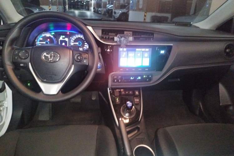 Used Toyota Levin Hybrid E+ 2019 1.8L GS E-CVT Elite Model with Sunroof Center Console