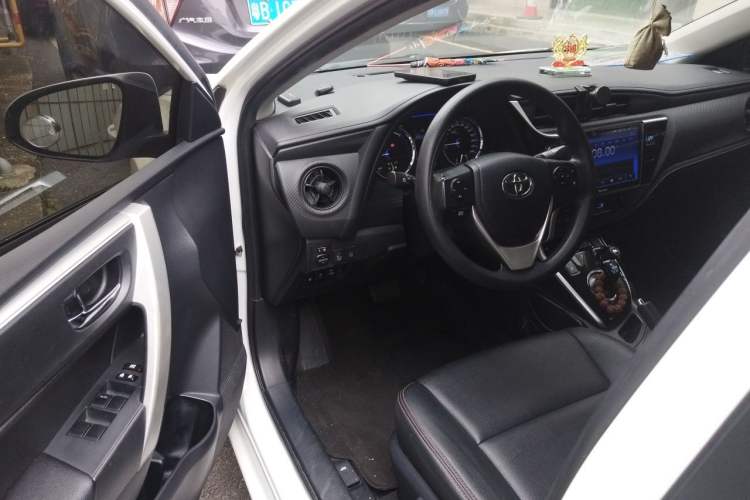 Used Toyota Levin Hybrid E+ 2019 1.8 PH GS E-CVT Elite Style Edition Driver Seat