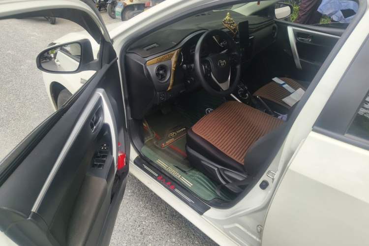 Used Toyota Levin Hybrid E+ 2019 1.8L GS E-CVT Elite Model with Sunroof Driver Seat