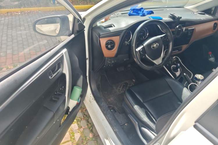 Used Toyota Levin Hybrid E+ 2019 1.8L PH GS E-CVT Elite Edition Driver Seat