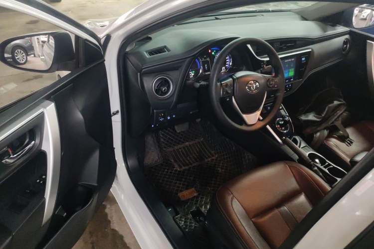 Used Toyota Levin Hybrid E+ 2019 1.8L GS E-CVT Elite Model with Sunroof Driver Seat