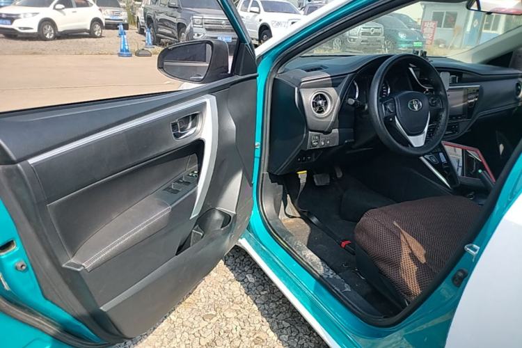 Used Toyota Levin Hybrid E+ 2019 1.8L PH V E-CVT Luxury Edition Driver Seat