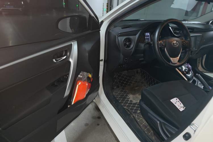 Used Toyota Levin Hybrid E+ 2019 1.8L GS E-CVT Elite Model with Sunroof Driver Seat