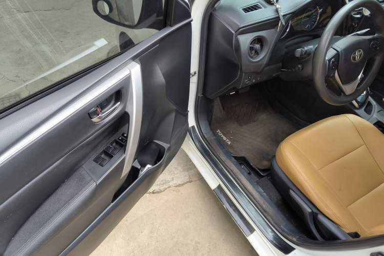 Used Toyota Levin Hybrid E+ 2019 1.8 PH GS E-CVT Elite Style Edition Driver Seat
