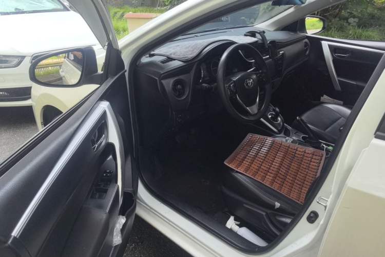 Used Toyota Levin Hybrid E+ 2019 1.8L GS E-CVT Elite Model with Sunroof Driver Seat