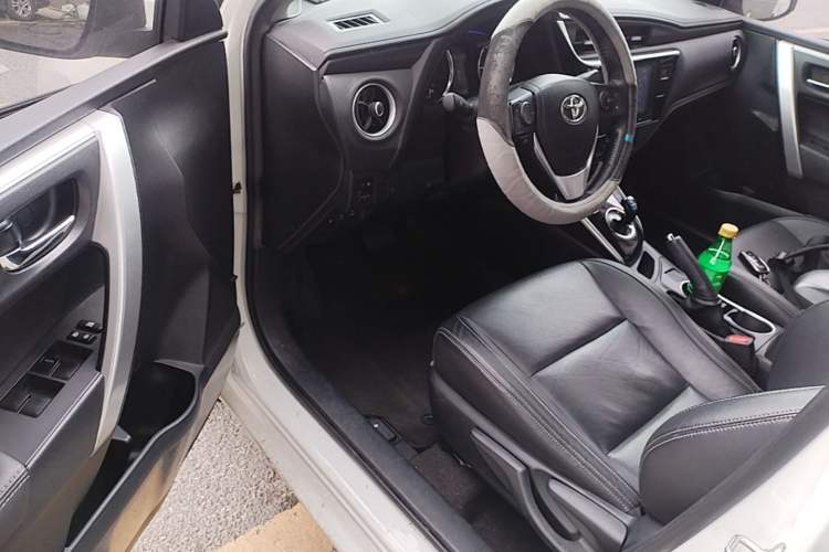 Used Toyota Levin Hybrid E+ 2019 1.8L PH V E-CVT Luxury Edition Driver Seat