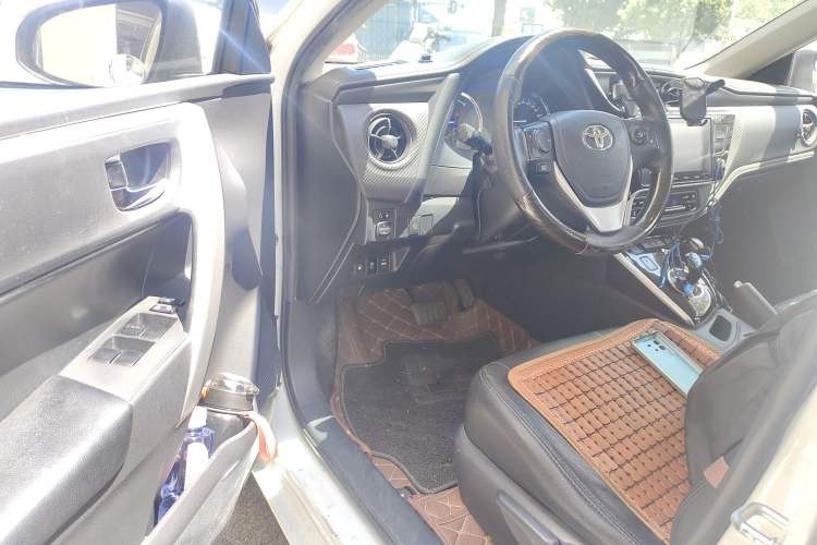 Used Toyota Levin Hybrid E+ 2019 1.8L GS E-CVT Elite Model with Sunroof Driver Seat