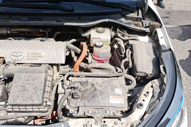 Used Toyota Levin Hybrid E+ 2019 1.8L GS E-CVT Elite Model with Sunroof Engine Bay Left