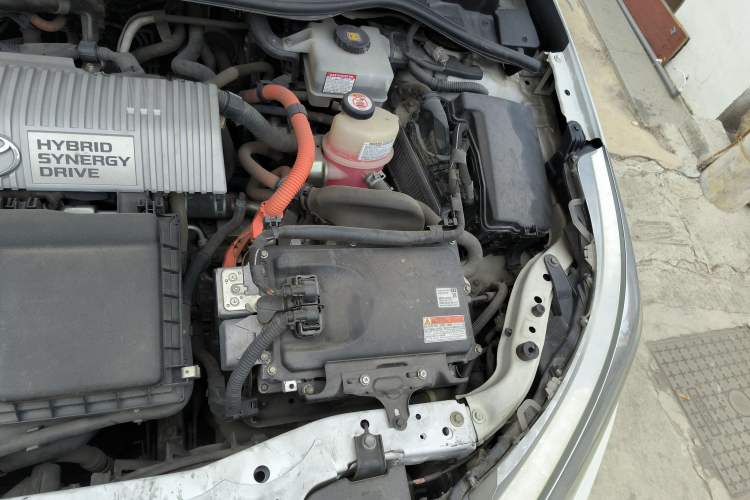 Used Toyota Levin Hybrid E+ 2019 1.8 PH GS E-CVT Elite Style Edition Engine Bay Left