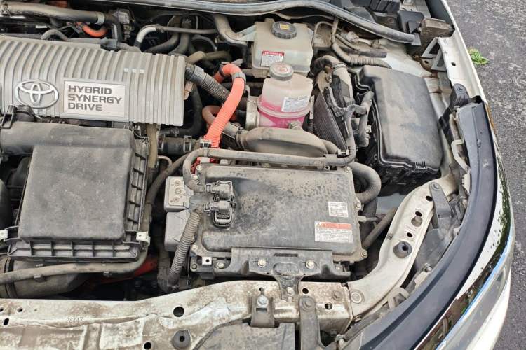 Used Toyota Levin Hybrid E+ 2019 1.8L PH GS E-CVT Elite Edition Engine Bay Left