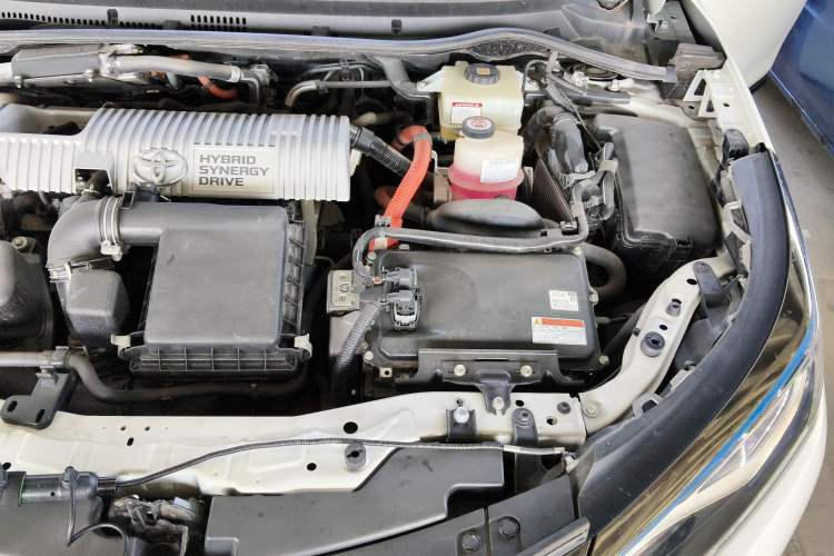 Used Toyota Levin Hybrid E+ 2019 1.8 PH GS E-CVT Elite Style Edition Engine Bay Left