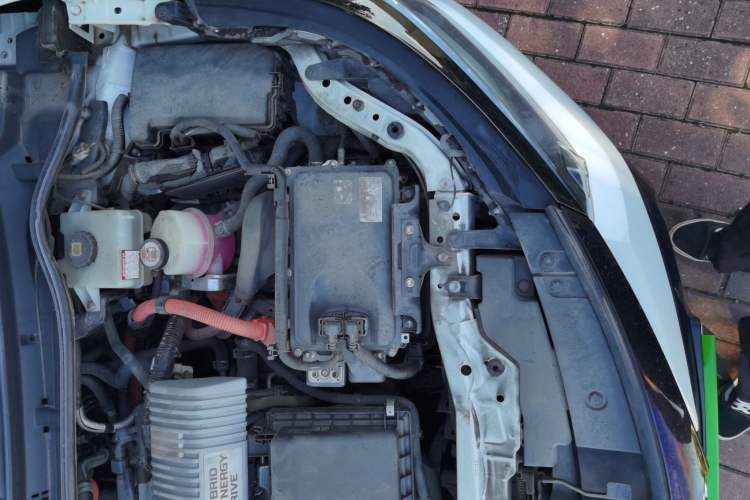 Used Toyota Levin Hybrid E+ 2019 1.8L PH GS E-CVT Elite Edition Engine Bay Left