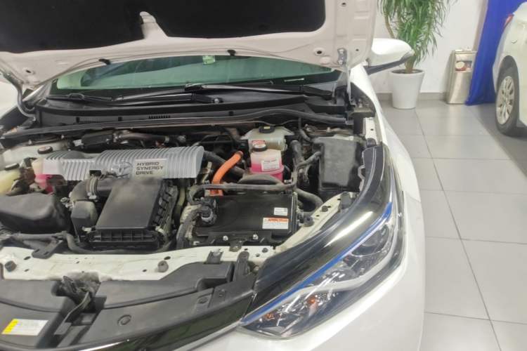 Used Toyota Levin Hybrid E+ 2019 1.8L GS E-CVT Elite Model with Sunroof Engine Bay Left