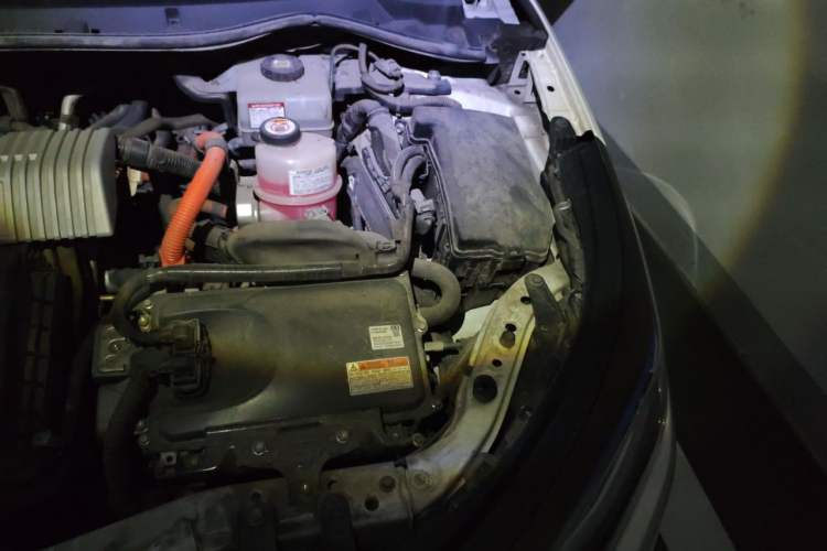 Used Toyota Levin Hybrid E+ 2019 1.8L GS E-CVT Elite Model with Sunroof Engine Bay Left