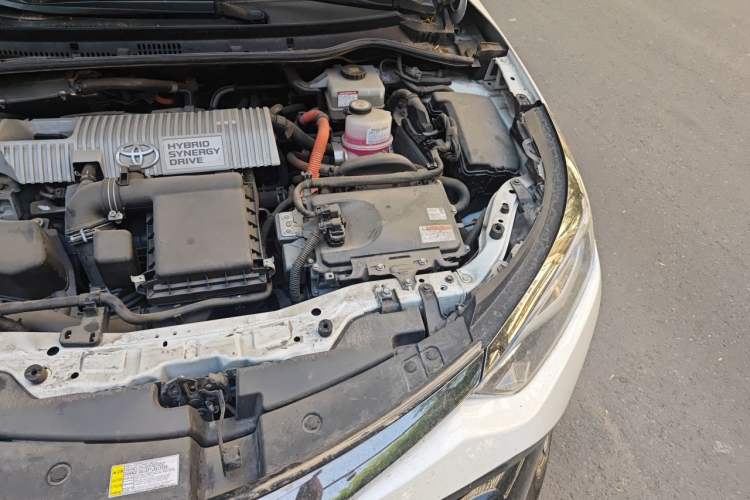 Used Toyota Levin Hybrid E+ 2019 1.8L PH GS E-CVT Elite Edition Engine Bay Left