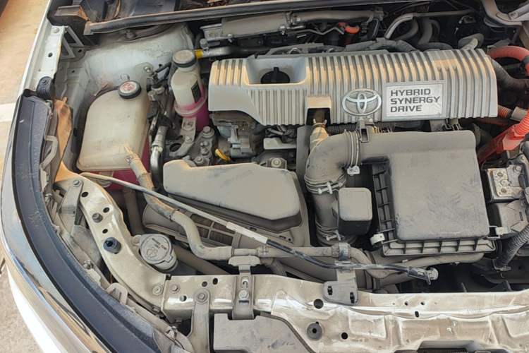 Used Toyota Levin Hybrid E+ 2019 1.8L PH GS E-CVT Elite Edition Engine Bay Right