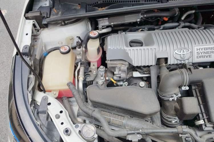 Used Toyota Levin Hybrid E+ 2019 1.8 PH GS E-CVT Elite Style Edition Engine Bay Right
