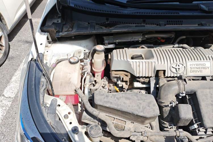 Used Toyota Levin Hybrid E+ 2019 1.8L GS E-CVT Elite Model with Sunroof Engine Bay Right