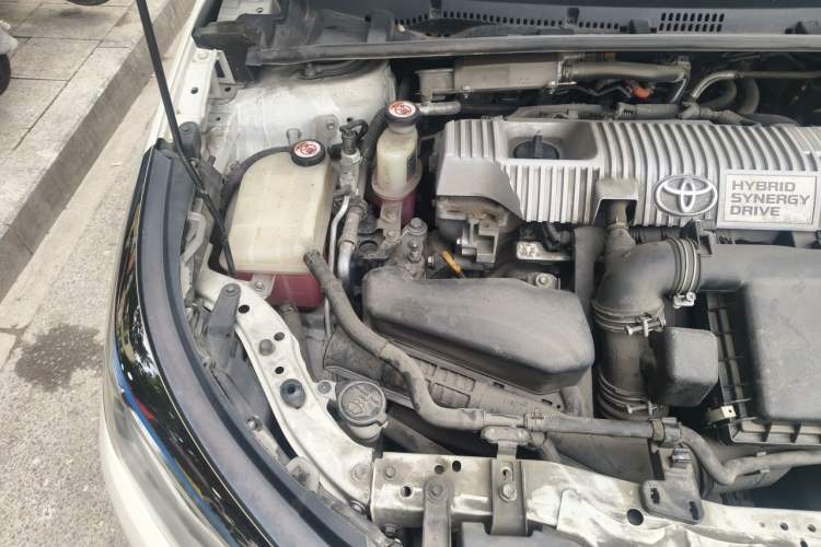 Used Toyota Levin Hybrid E+ 2019 1.8L GS E-CVT Elite Model with Sunroof Engine Bay Right
