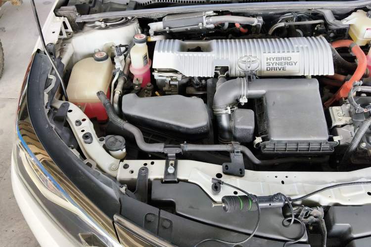 Used Toyota Levin Hybrid E+ 2019 1.8 PH GS E-CVT Elite Style Edition Engine Bay Right