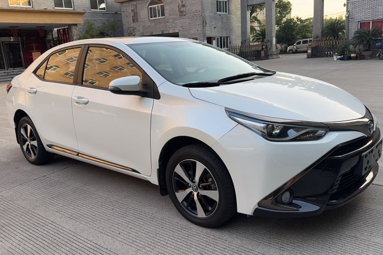 Used Toyota Levin Hybrid E+ 2019 1.8L GS E-CVT Elite Model with Sunroof Exterior 2