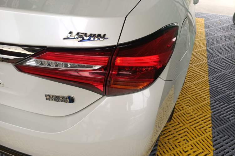 Used Toyota Levin Hybrid E+ 2019 1.8L PH GS E-CVT Elite Edition Exterior 3
