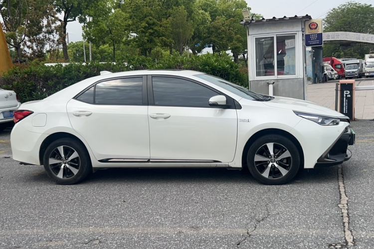 Used Toyota Levin Hybrid E+ 2019 1.8L GS E-CVT Elite Model with Sunroof Exterior 4