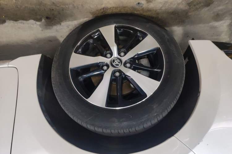 Used Toyota Levin Hybrid E+ 2019 1.8L GS E-CVT Elite Model with Sunroof Exterior 4