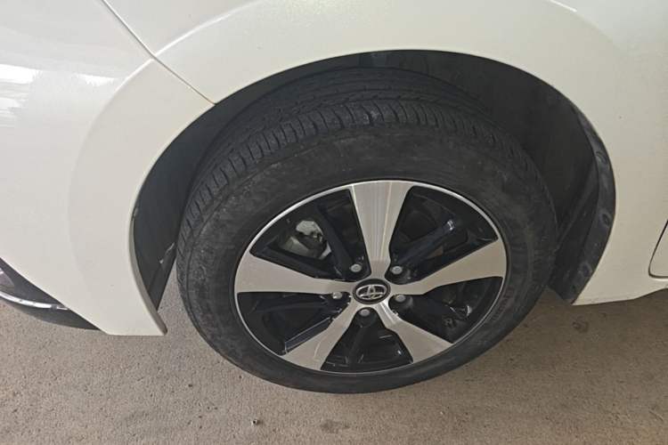 Used Toyota Levin Hybrid E+ 2019 1.8L GS E-CVT Elite Model with Sunroof Exterior 4