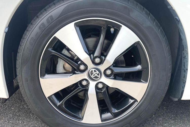 Used Toyota Levin Hybrid E+ 2019 1.8L PH V E-CVT Luxury Edition Exterior 4