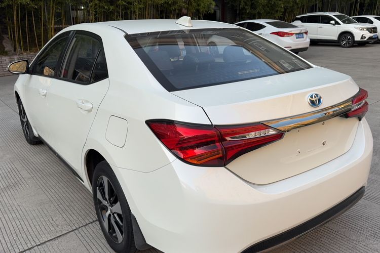 Used Toyota Levin Hybrid E+ 2019 1.8L GS E-CVT Elite Model with Sunroof Exterior 5