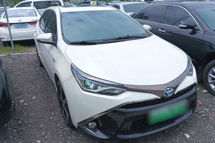 Used Toyota Levin Hybrid E+ 2019 1.8L GS E-CVT Elite Model with Sunroof Front Right 45 Deg