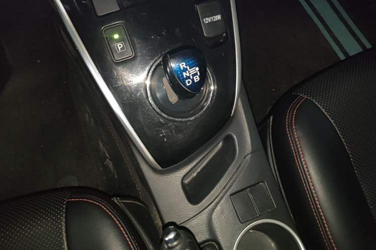 Used Toyota Levin Hybrid E+ 2019 1.8L PH GS E-CVT Elite Edition Gear Lever