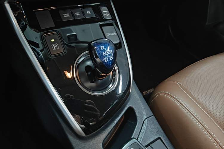 Used Toyota Levin Hybrid E+ 2019 1.8L PH V E-CVT Luxury Edition Gear Lever