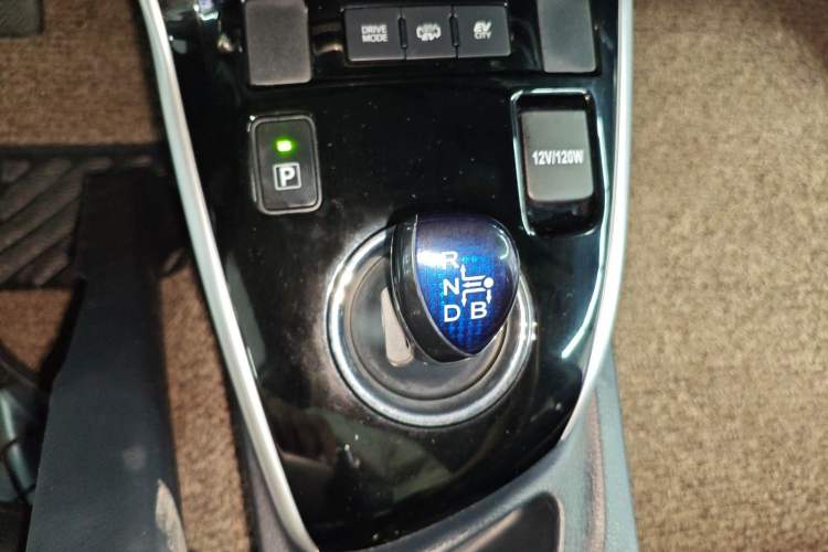 Used Toyota Levin Hybrid E+ 2019 1.8L PH GS E-CVT Elite Edition Gear Lever