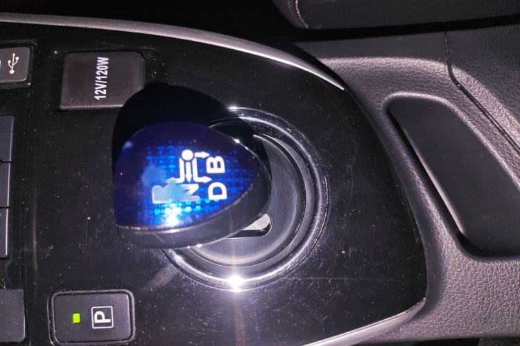 Used Toyota Levin Hybrid E+ 2019 1.8L PH V E-CVT Luxury Edition Gear Lever