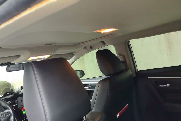 Used Toyota Levin Hybrid E+ 2019 1.8L PH V E-CVT Luxury Edition Headliner