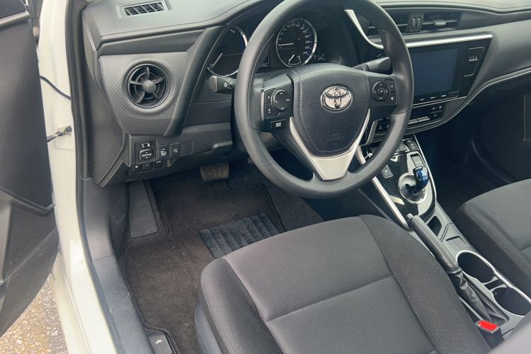Used Toyota Levin Hybrid E+ 2019 1.8L GS E-CVT Elite Model with Sunroof Interior 1
