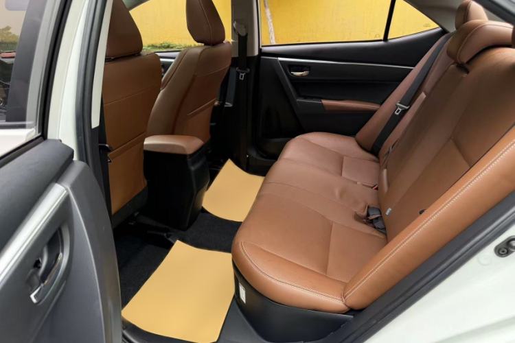 Used Toyota Levin Hybrid E+ 2019 1.8L PH V E-CVT Luxury Edition Interior 1